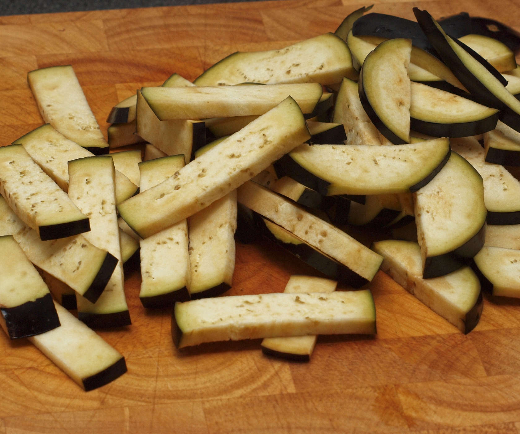 Eggplant sliced